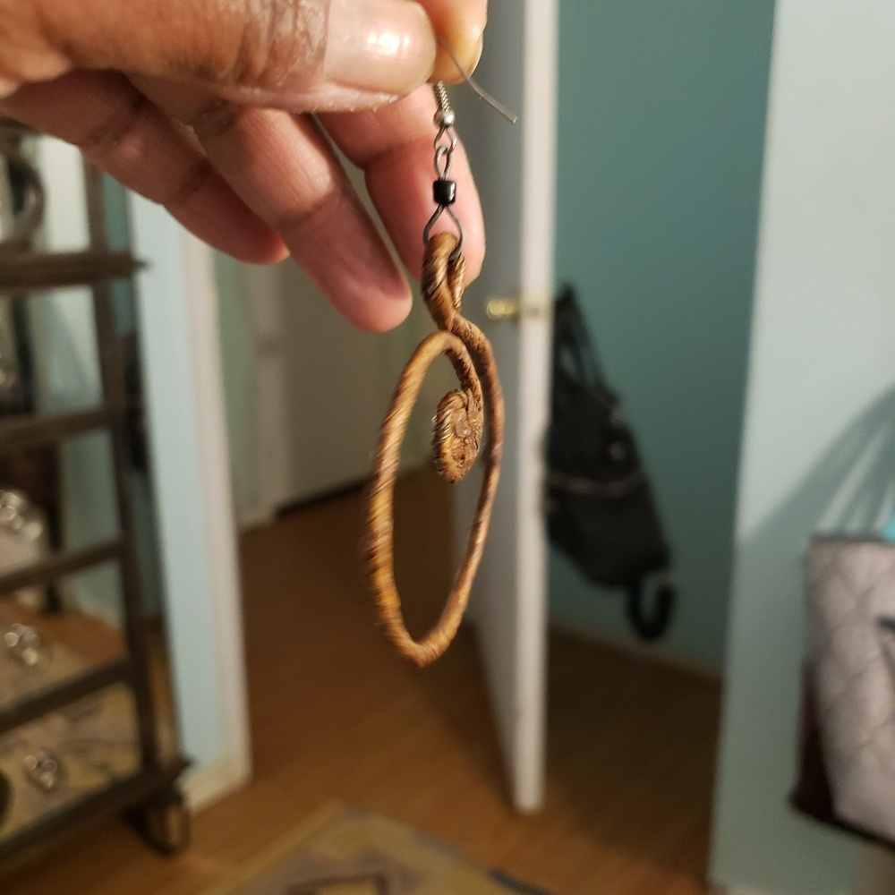 Earrings - Picture 3 of 3